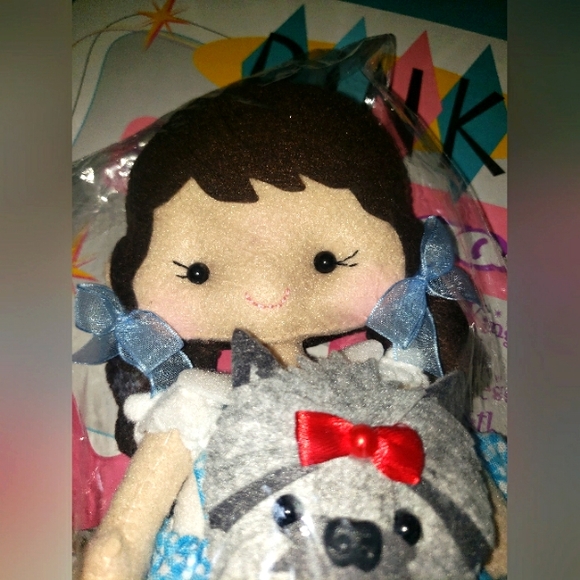Wizard of OZ Dorothy & Totto Felt Dolls NWOT - Picture 2 of 6